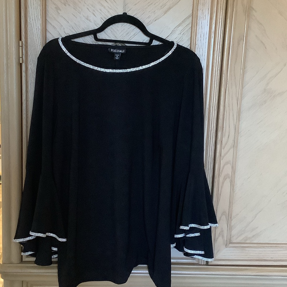 Roz & Ali Black Top with Bell Sleeves